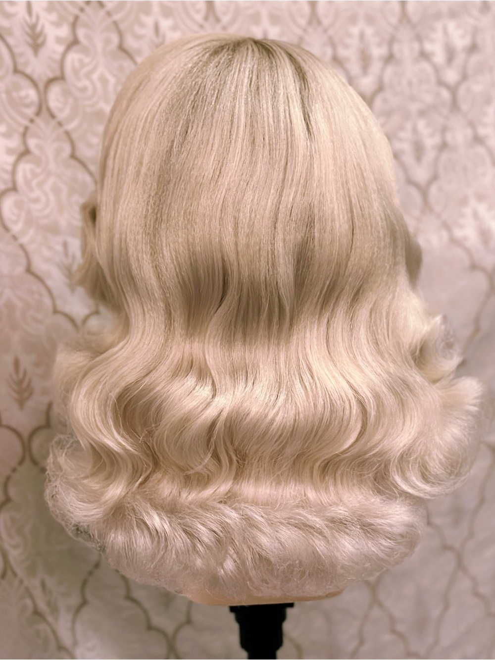 Darker Rooted Platinum Blonde Pinup Lacefront Wig - Picture 4 of 4